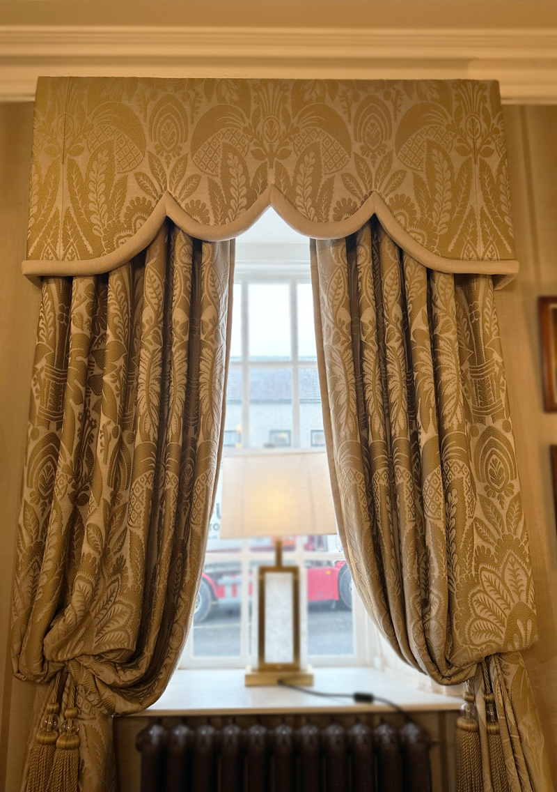 prodimages/BEAUFORT INTERIOR CURTAINS IN ZOFFANY 2.jpg